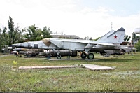 MiG-25BM_Taganrog_07.07.2010-050.jpg