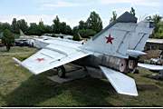 MiG-25BM_Taganrog_07.07.2010-054.jpg